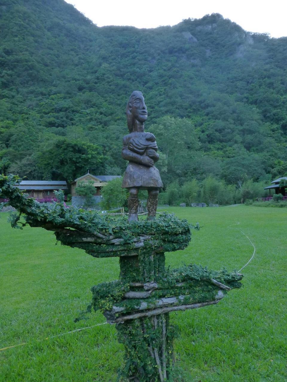 Taroko Village Hotel Fushi Exterior photo